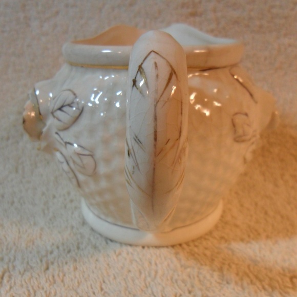 Vintage Basket Weave Ivory Porcelain Creamer Japan - Picture 4 of 8